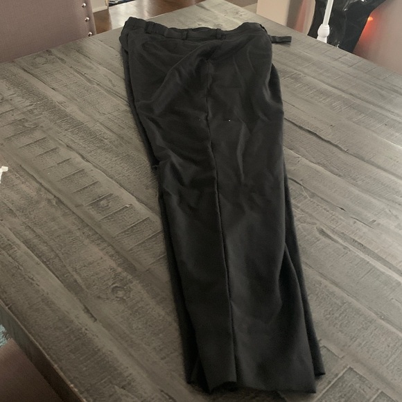 Men’s 36x32 Croft & Barrow Men's Black Dress Pants - Picture 5 of 5